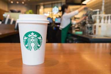 STARBUCKS-e1533132122110-1024×684-1