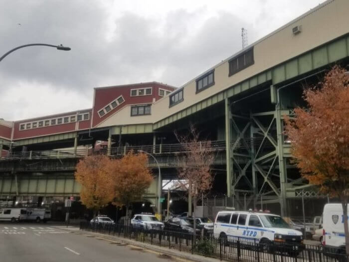 New Yorkers crown Smith-9th Street as city's favorite subway station 3