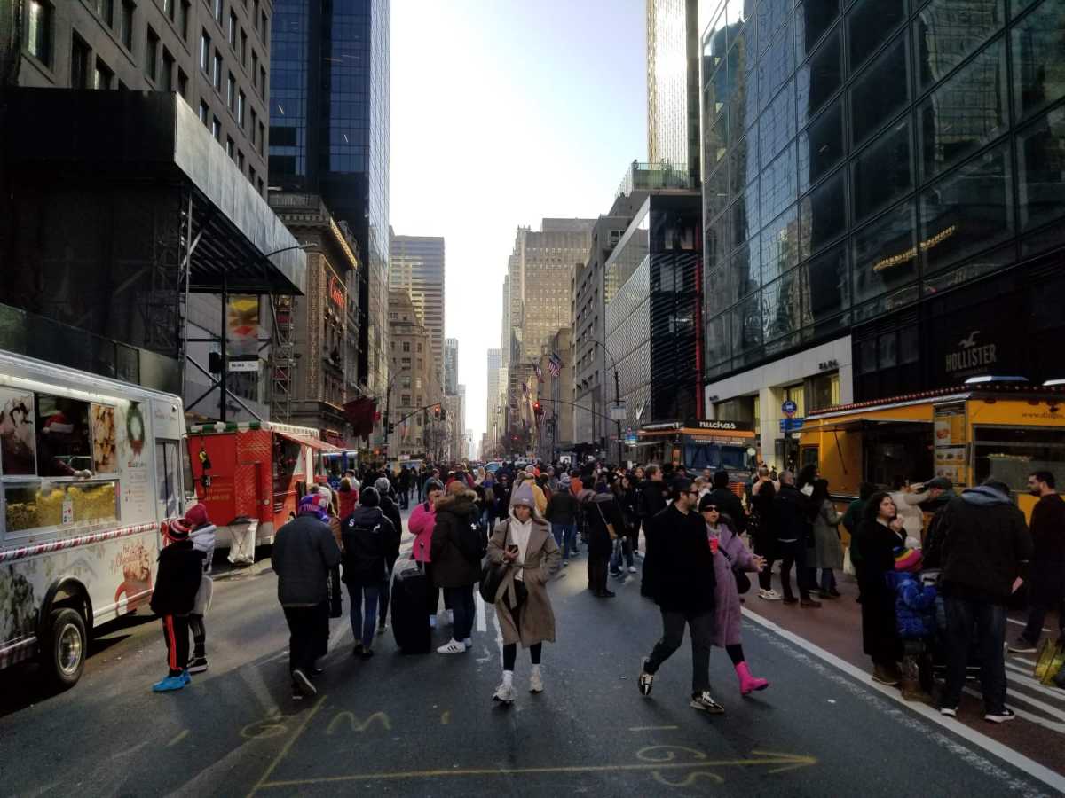 Fifth Avenue, other Midtown blocks will be car-free for Holiday Open Streets this Sunday amNewYork