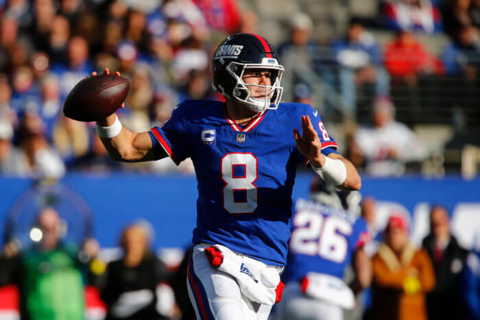 Giants OTAs: Key storylines and position battles to watch for 2 Daniel Jones Giants