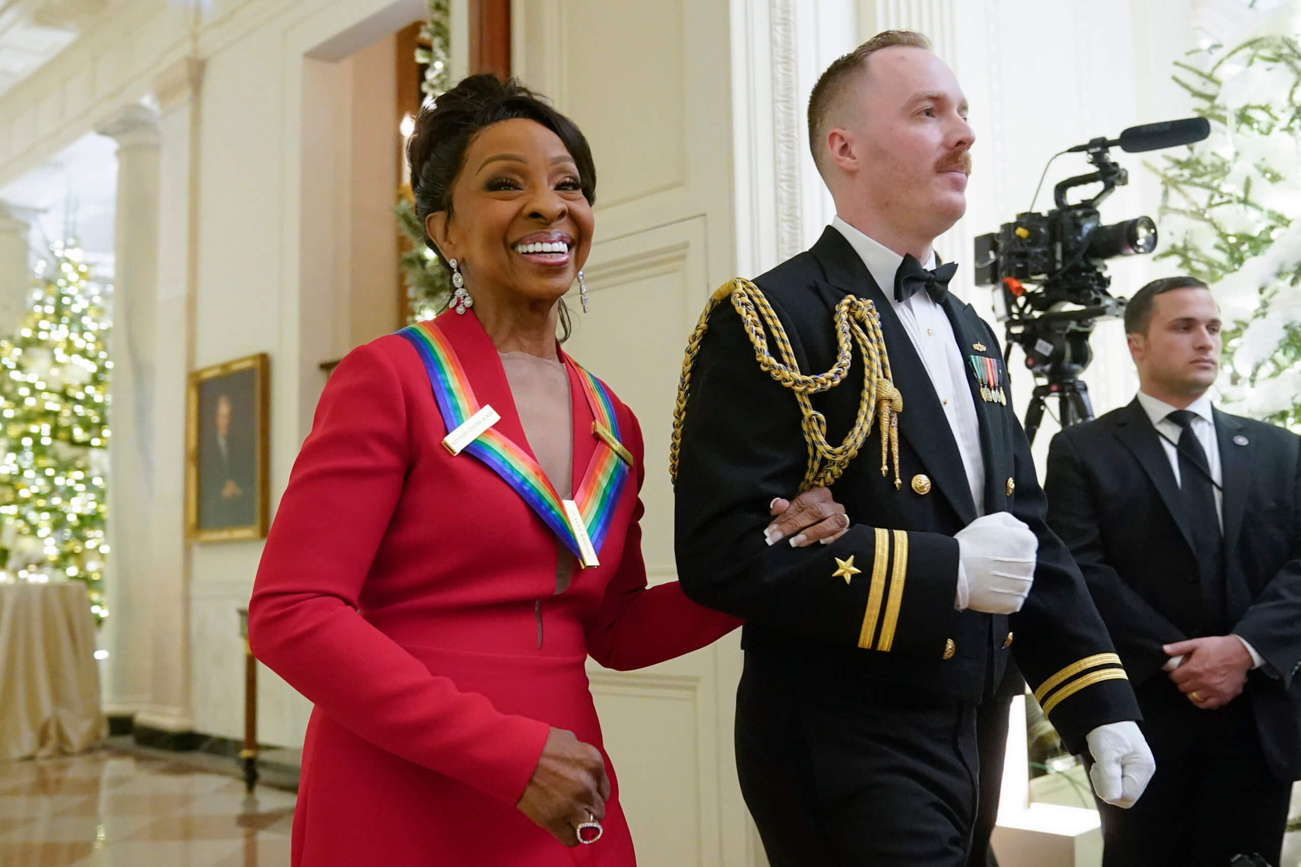 Knight, Clooney, Grant feted at Kennedy Center Honors 4