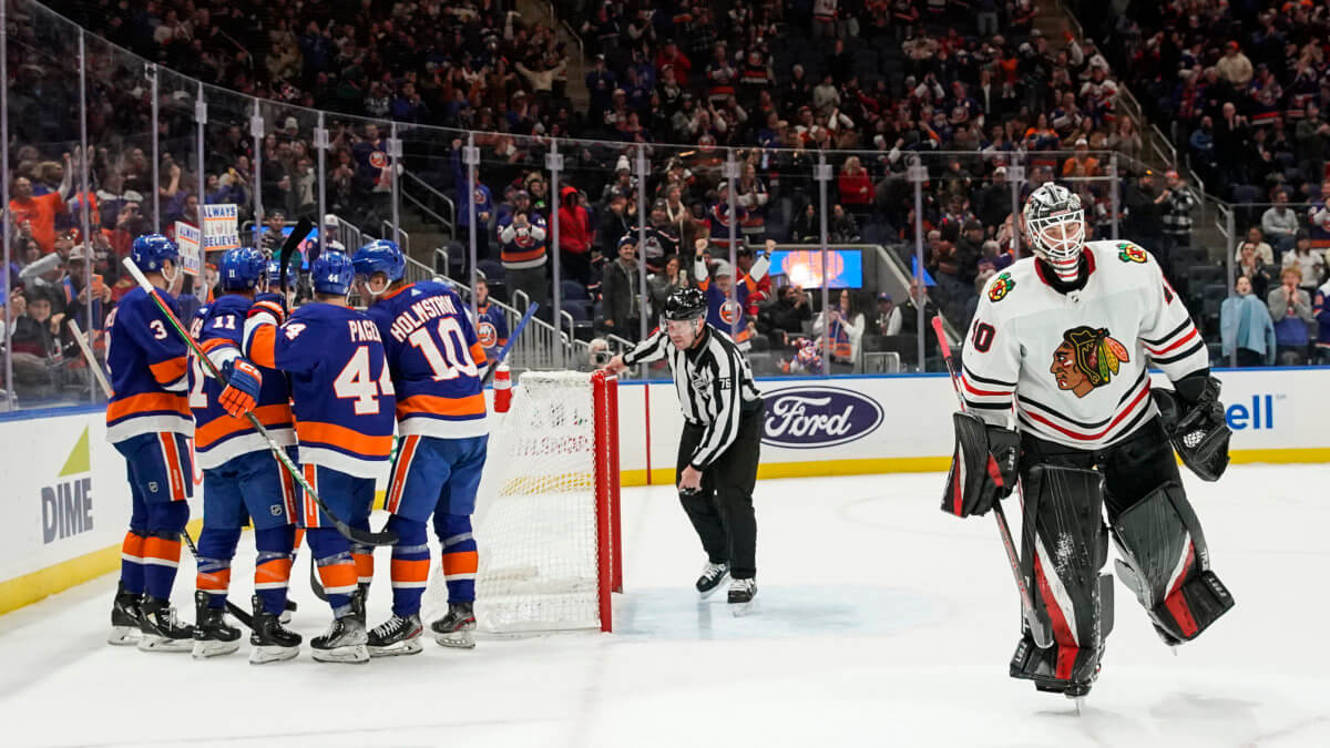 Islanders Blackhawks