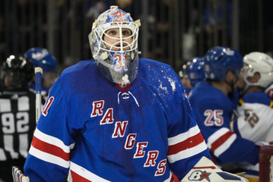 Jimmy Vesey scores twice, Rangers win 5th straight by shutting down Maple Leafs offense 3-1