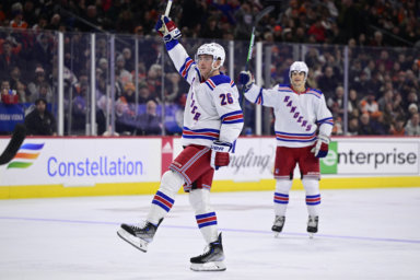 Rangers sign Jimmy Vesey to contract extension