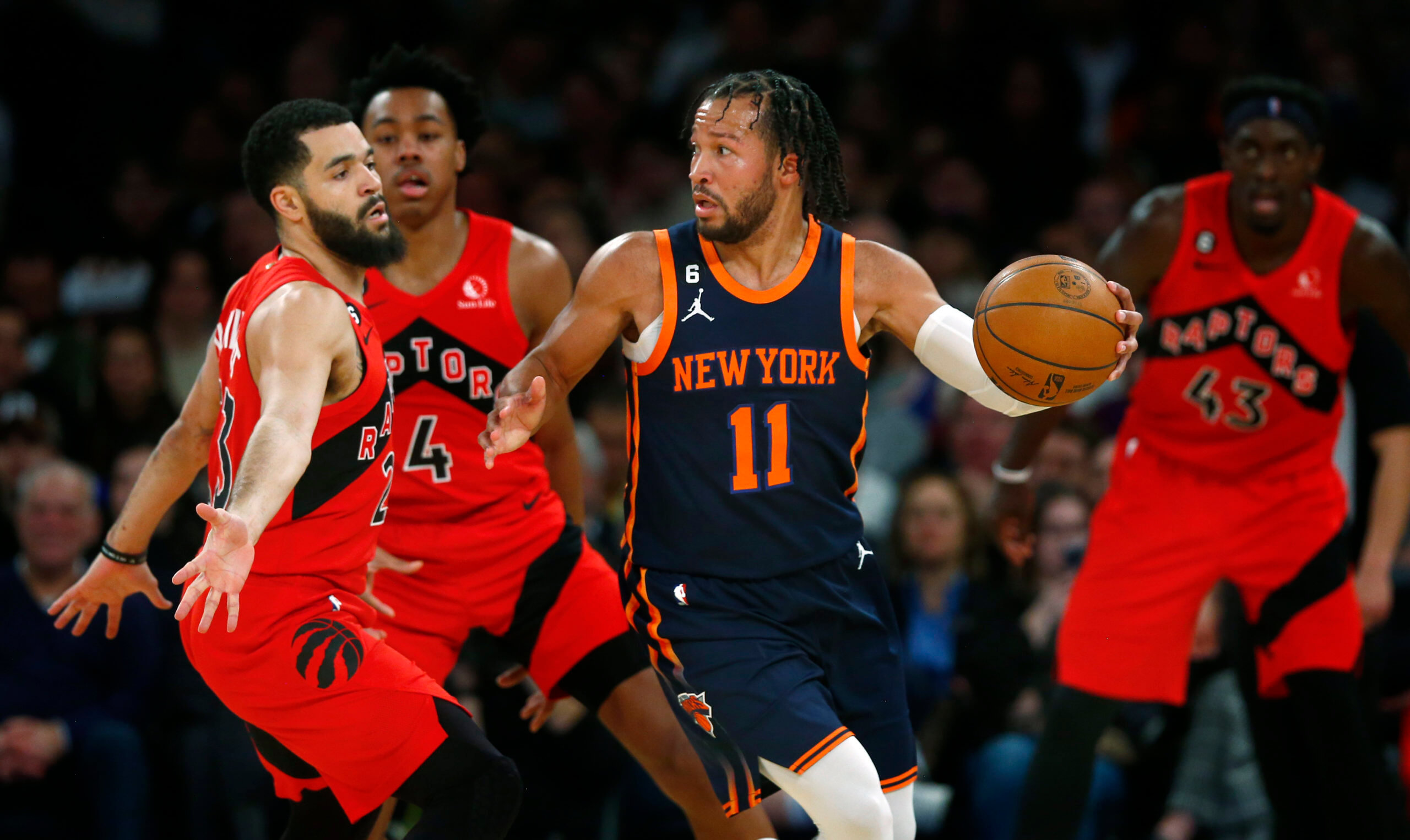 Knicks’ NBAleading 8game win streak ends versus Raptors amNewYork