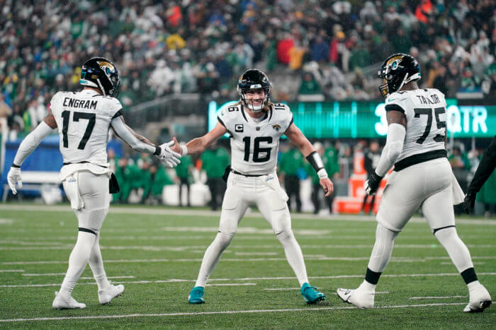 Trevor Lawrence and the Jaguars take on the Chiefs