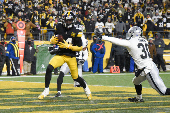 George Pickens and the Pittsburgh Steelers face the Ravens