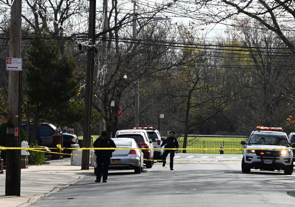 Man shot in the leg in broad daylight on Brooklyn street NYPD amNewYork