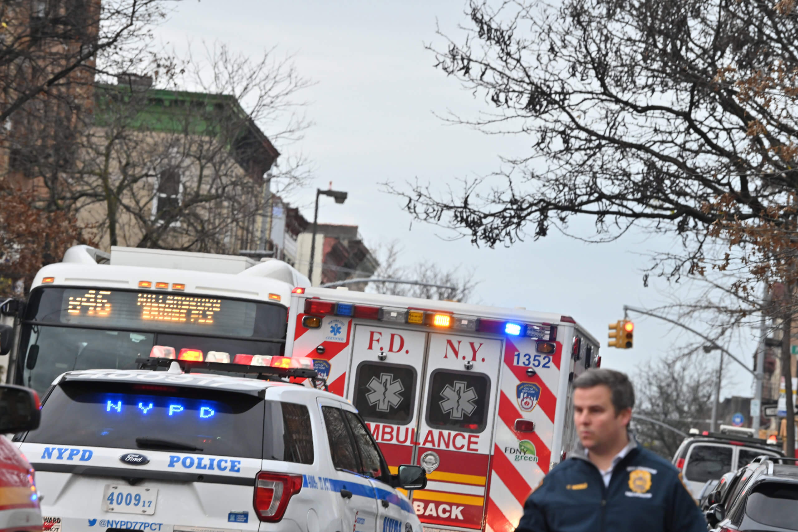 Shooting spree suspect tied to Lower East Side and Brooklyn murders turns himself in to police, sources say 10 FDNY