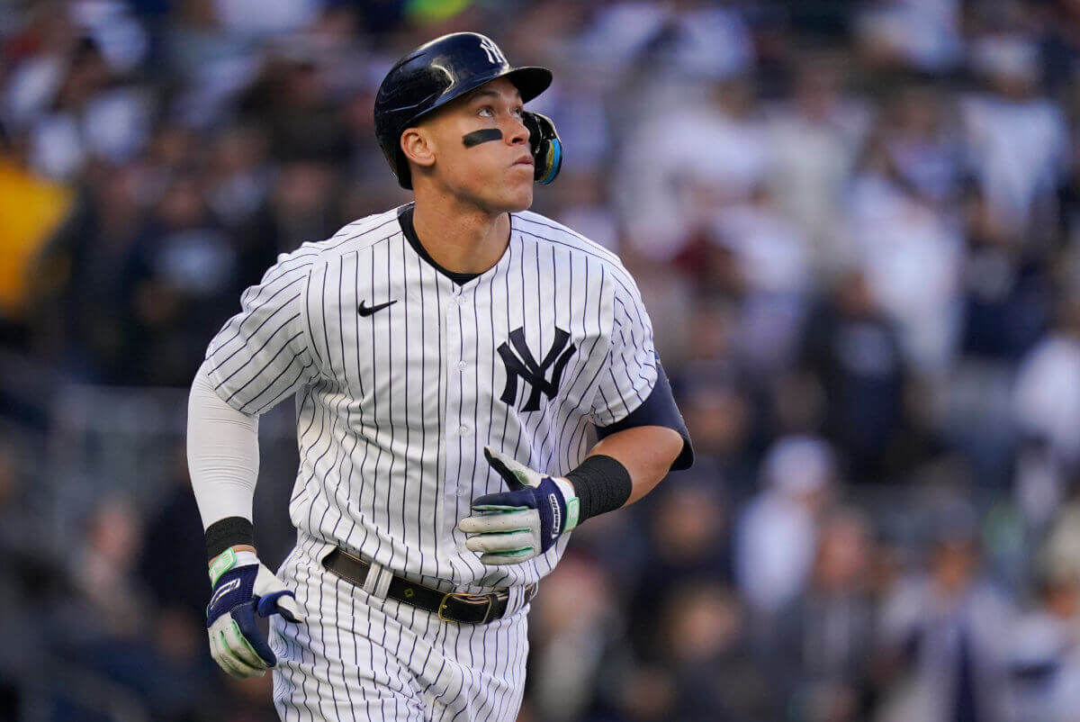 Aaron Judge update: Yankees’ slugger already hitting after being placed ...