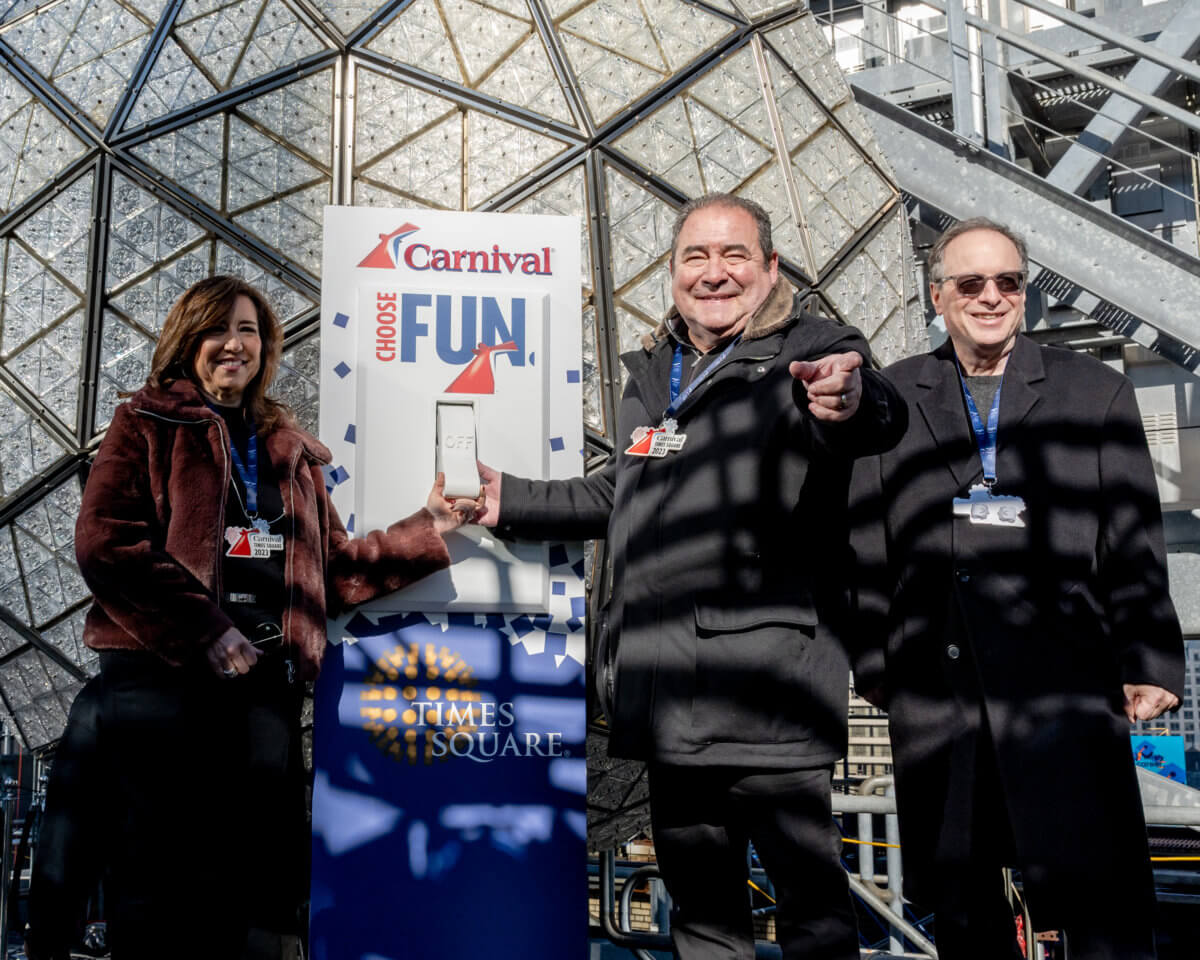 Ready, set, go: Times Square's New Year's Eve ball ready for the final countdown to 2023 2