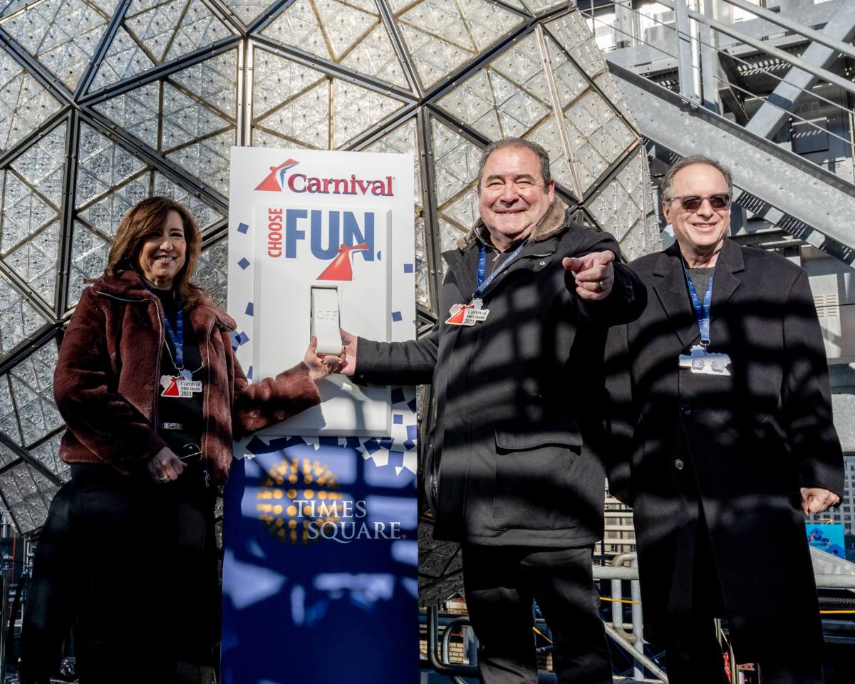 Ready, set, go: Times Square's New Year's Eve ball ready for the final countdown to 2023 3 Christine Duffy