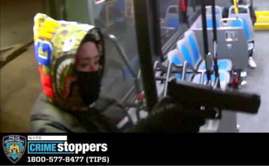 Queens gunman flashes firearm at driver