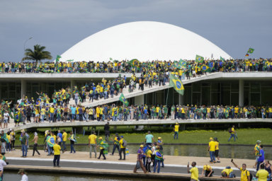 Right-wing fascists attack Brazil's capitol