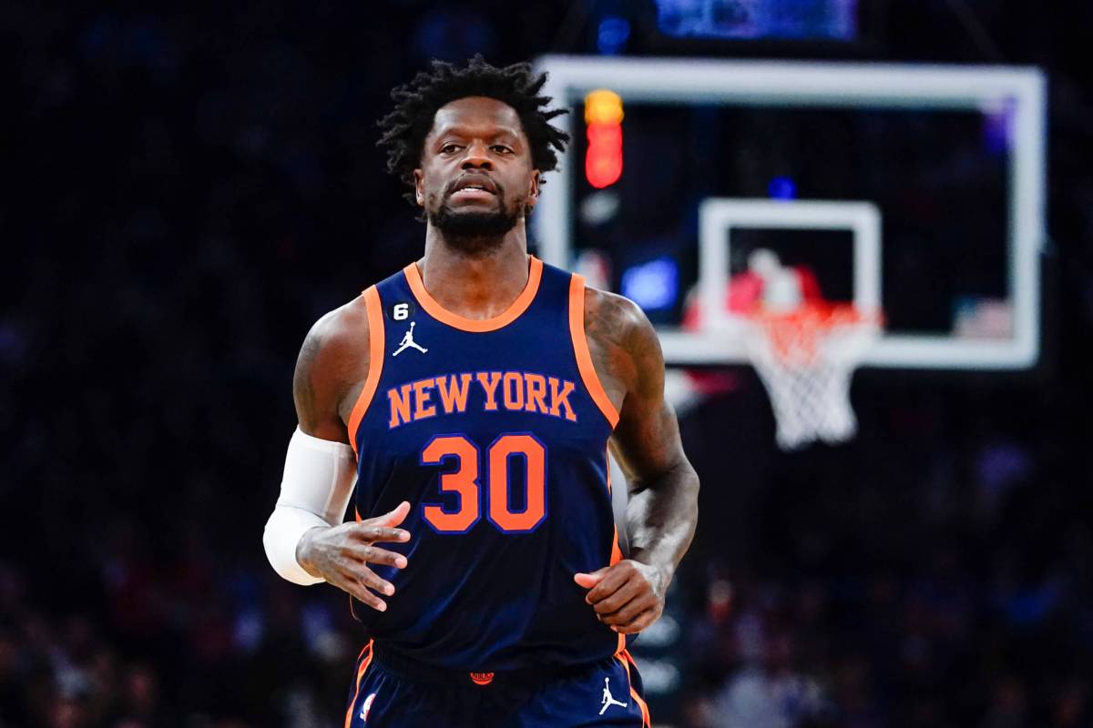 What should the Knicks do with Julius Randle?