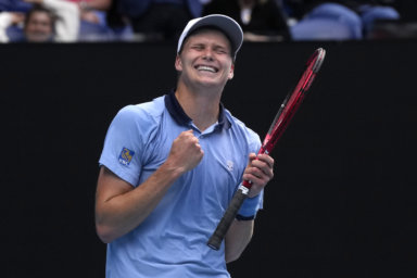 Jenson Brooksby scores a huge win at the Australian Open