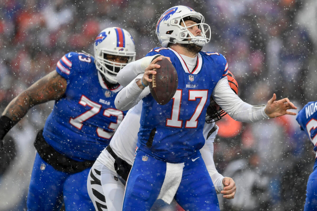 Bills season ends with thud, dominated by Bengals in 2710 loss amNewYork