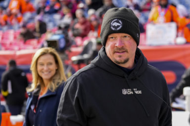 Jets OC under fire for work in Denver