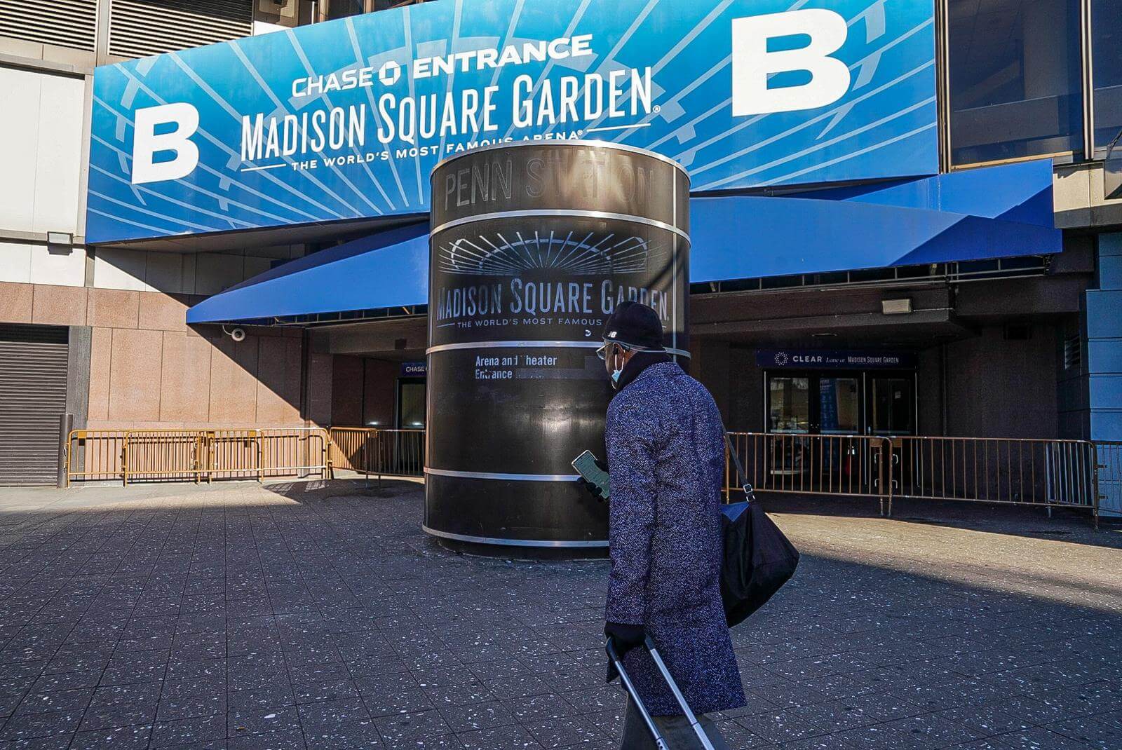 Face-off at the Garden: Pols, activists blasts James Dolan, MSG owners for allegedly using facial recognition to ban unwanted fans 5