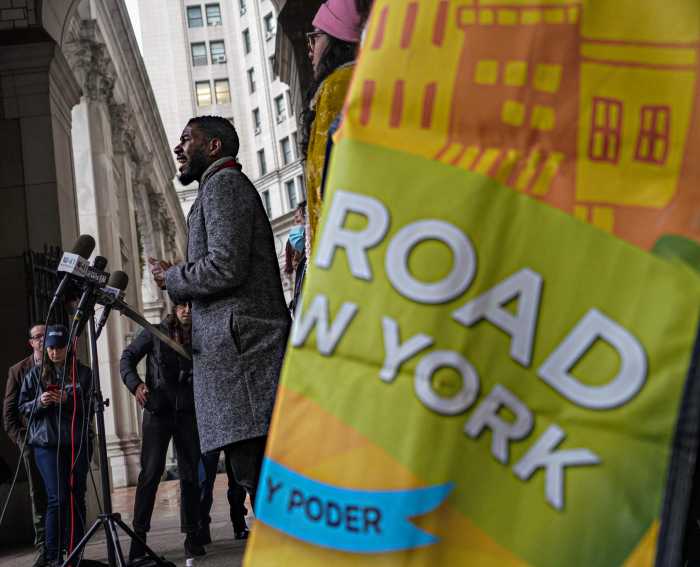 Public Advocate, Pols call for more federal aid to assist with migrant crisis 18