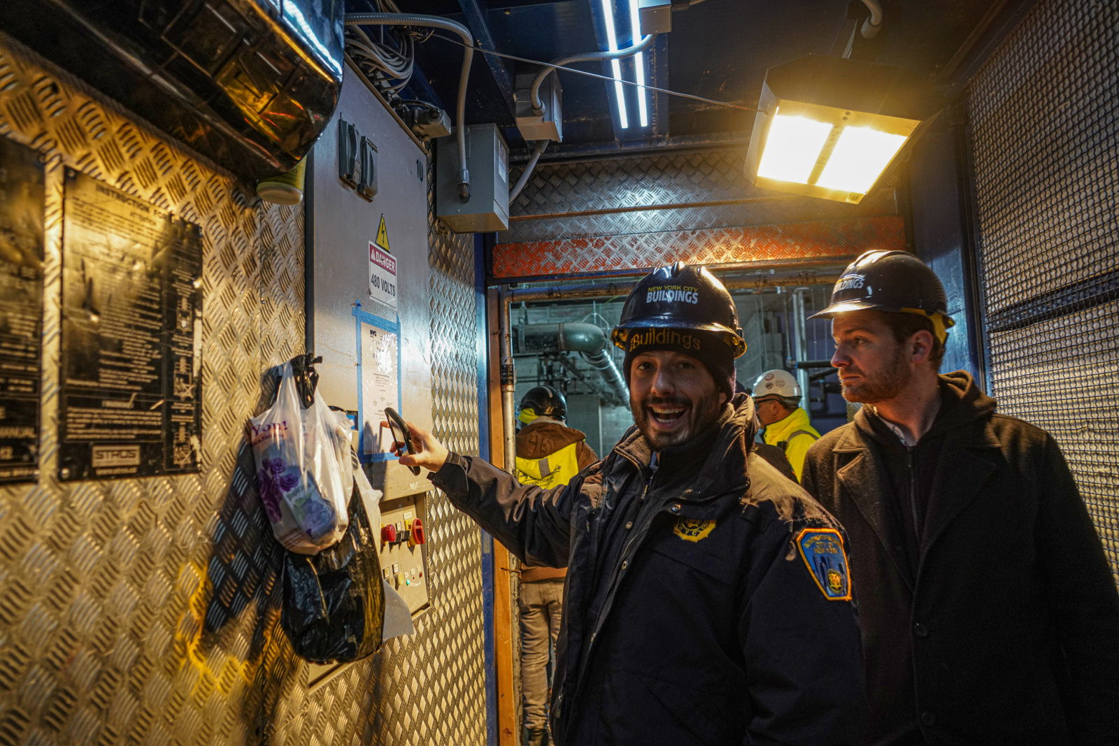 EXCLUSIVE Go on the job with the NYC Buildings Department during their Lower Manhattan safety