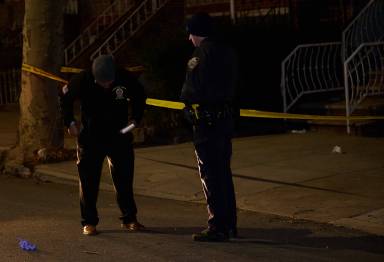 Brooklyn man shot in apparent robbery