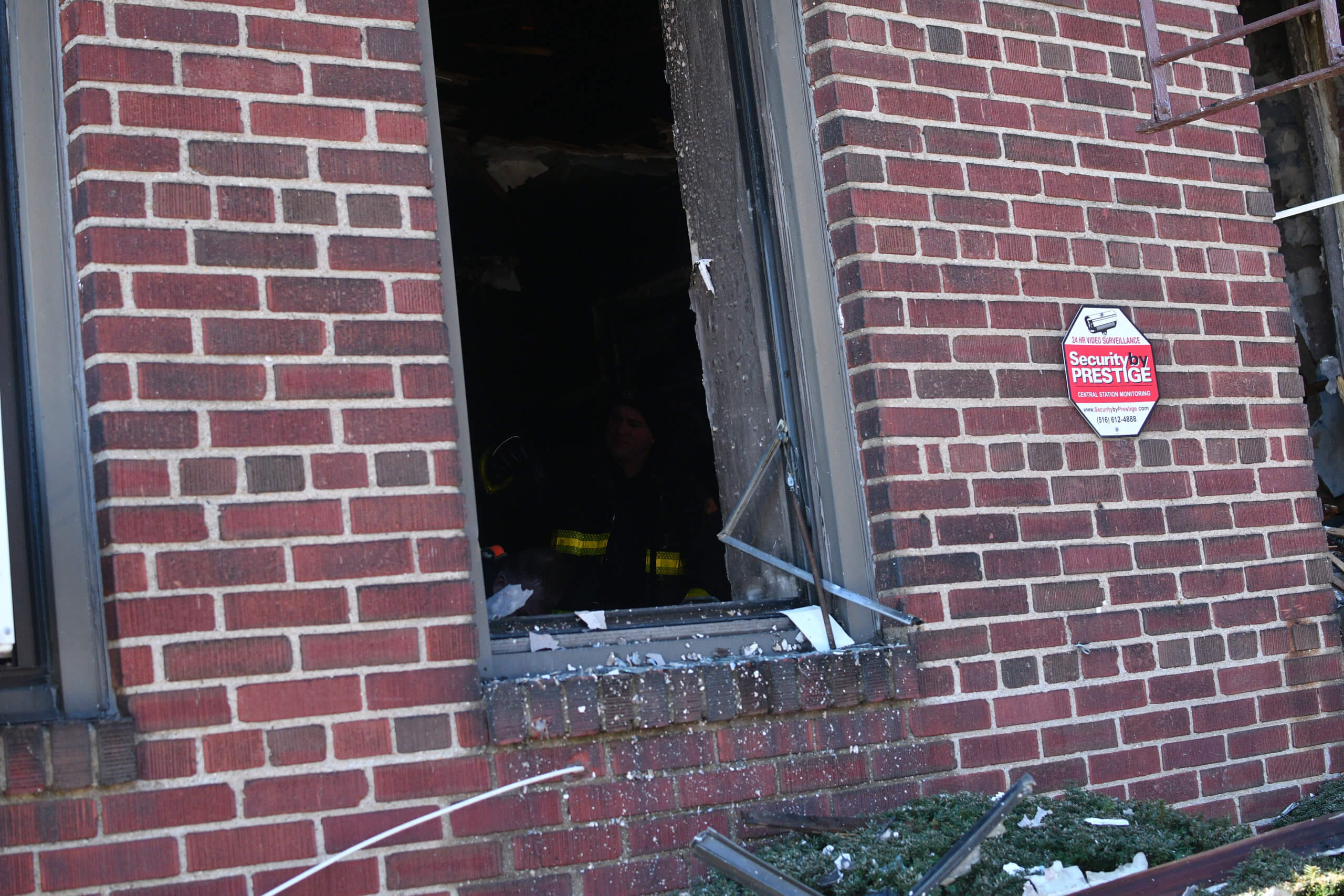 Brooklyn man in critical condition after fire breaks out in apartment: FDNY 7