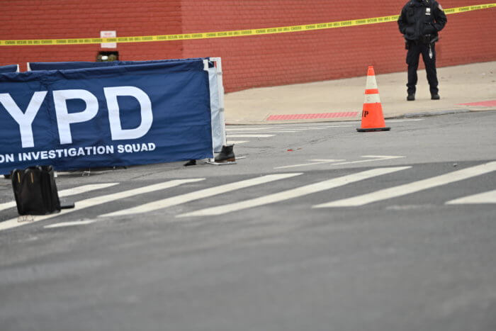 Box truck driver in Brooklyn fatally strikes cyclist 2