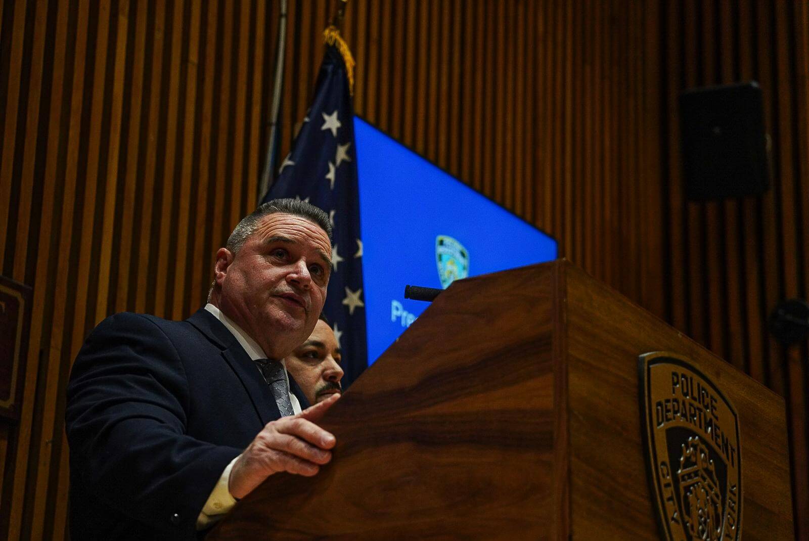‘We wanted him to know what he did to that officer’: NYPD cuff shooting suspect with fallen cop’s handcuffs 6