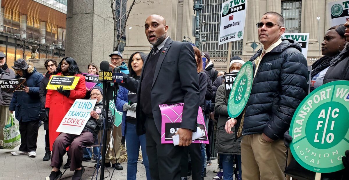 Near the strike zone? NYC Transit union seeks legislation allowing them to walk off job as labor deal with MTA approaches expiration date 3 TWU Local 100 President Richard Davis