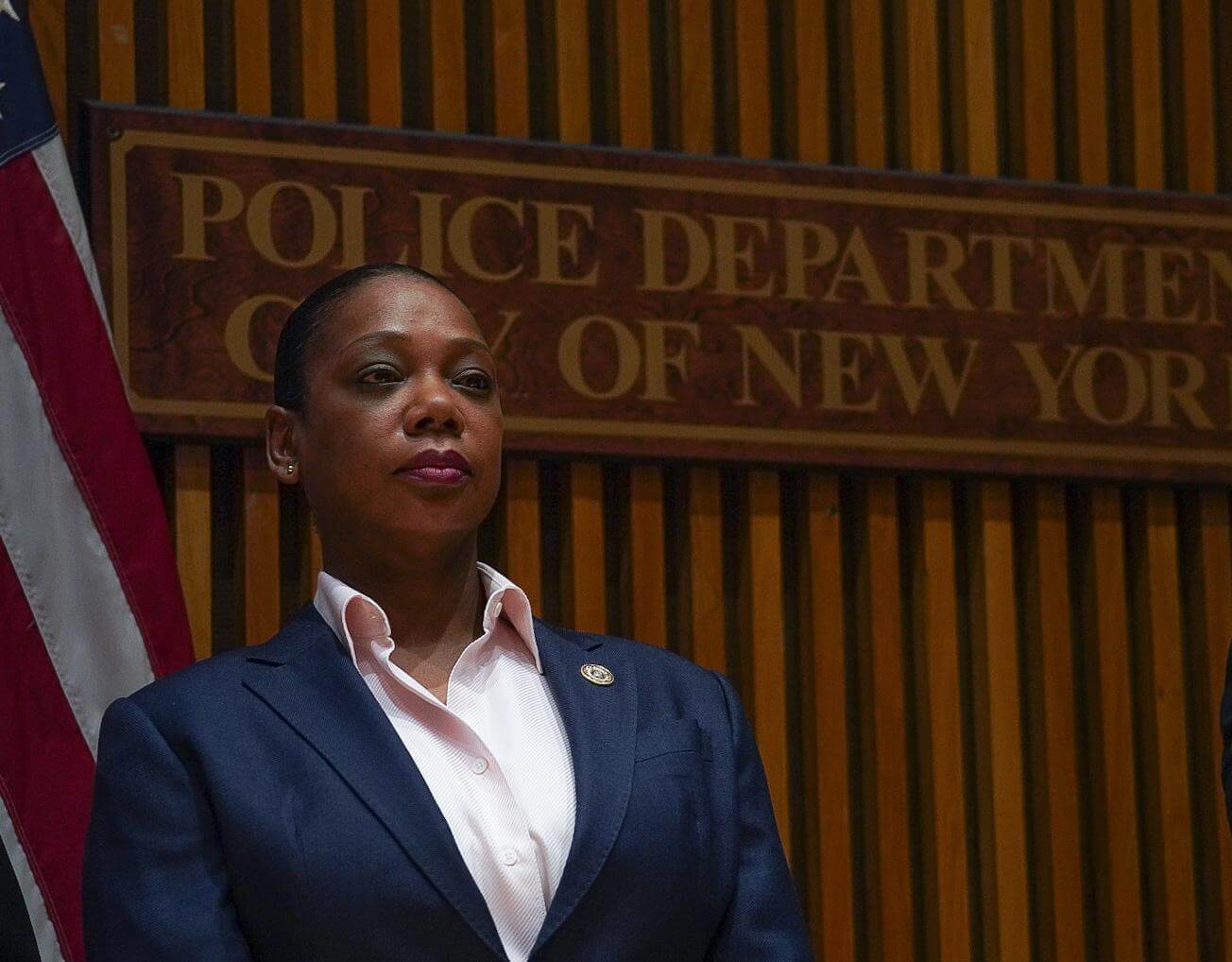 ‘We wanted him to know what he did to that officer’: NYPD cuff shooting suspect with fallen cop’s handcuffs 8