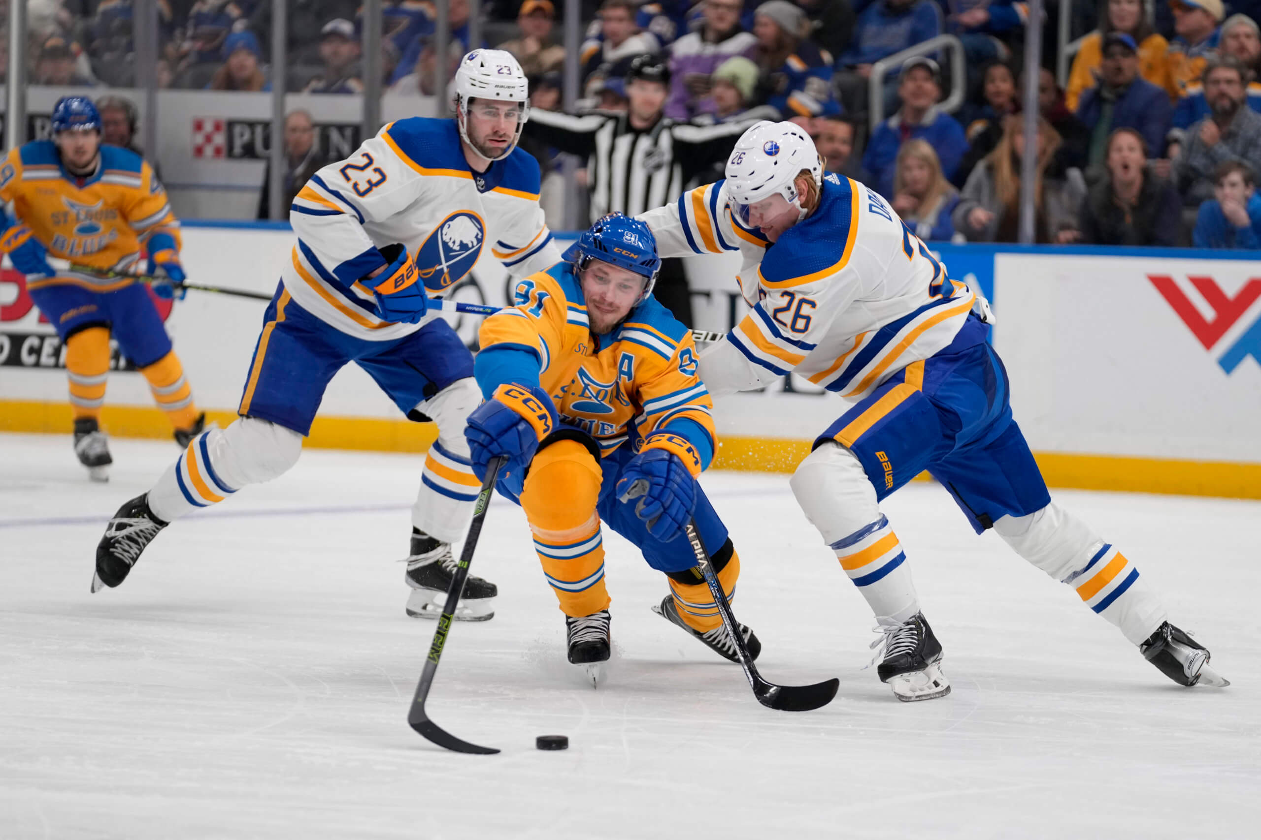 20 Fantasy Thoughts: Tarasenko trade suddenly turning Rangers into an  offensive juggernaut