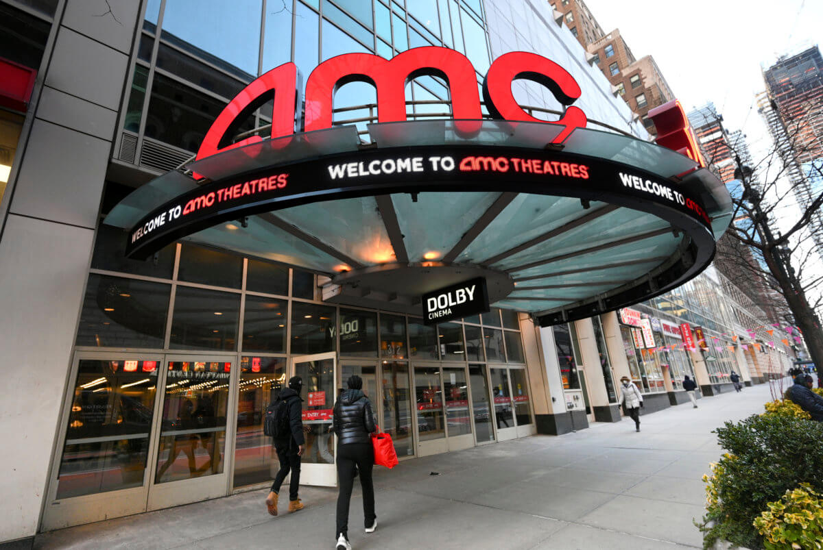 Middle seats to cost more at AMC movie theaters amNewYork
