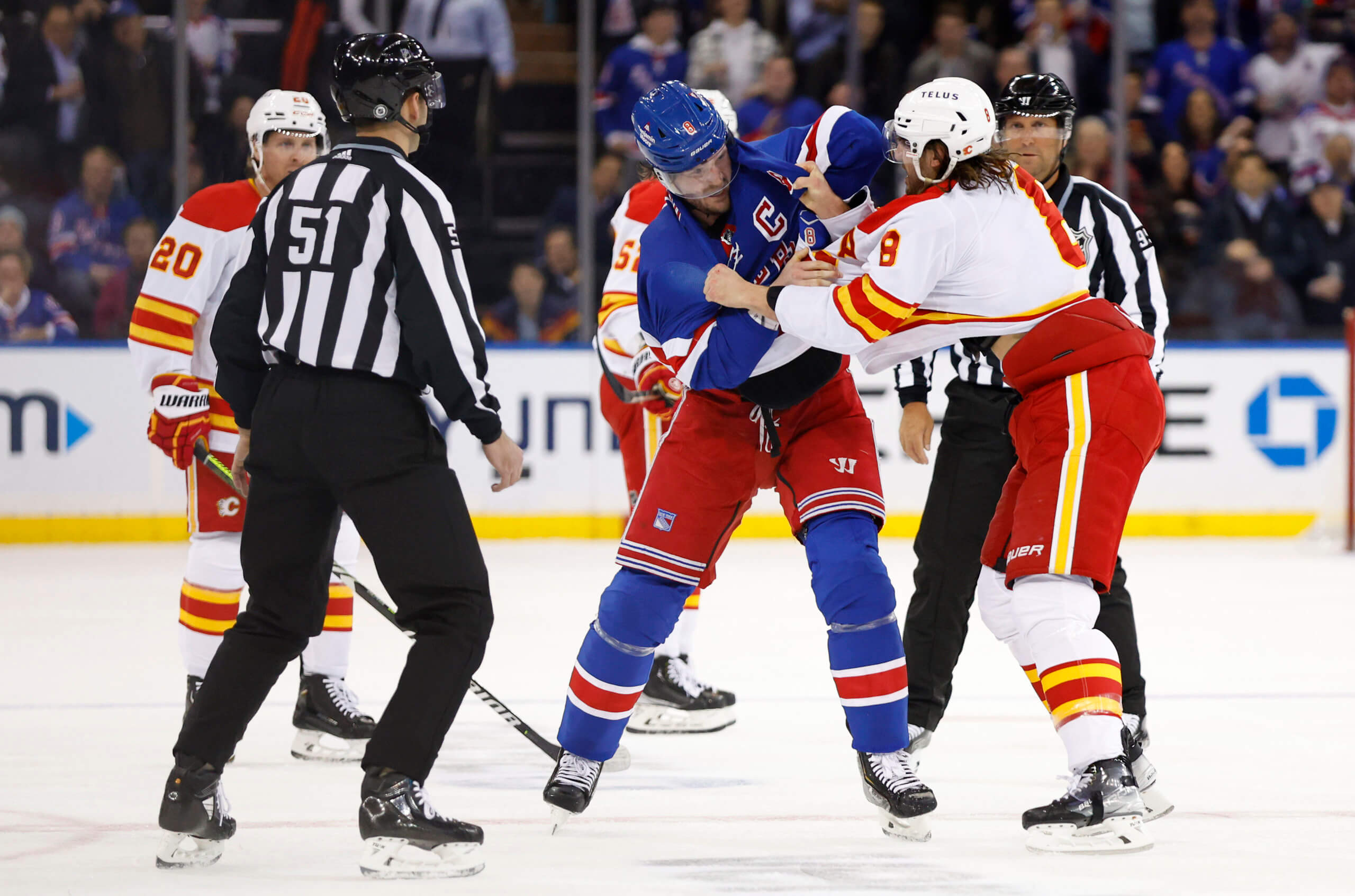 Flames spoil opening of Islanders' new arena