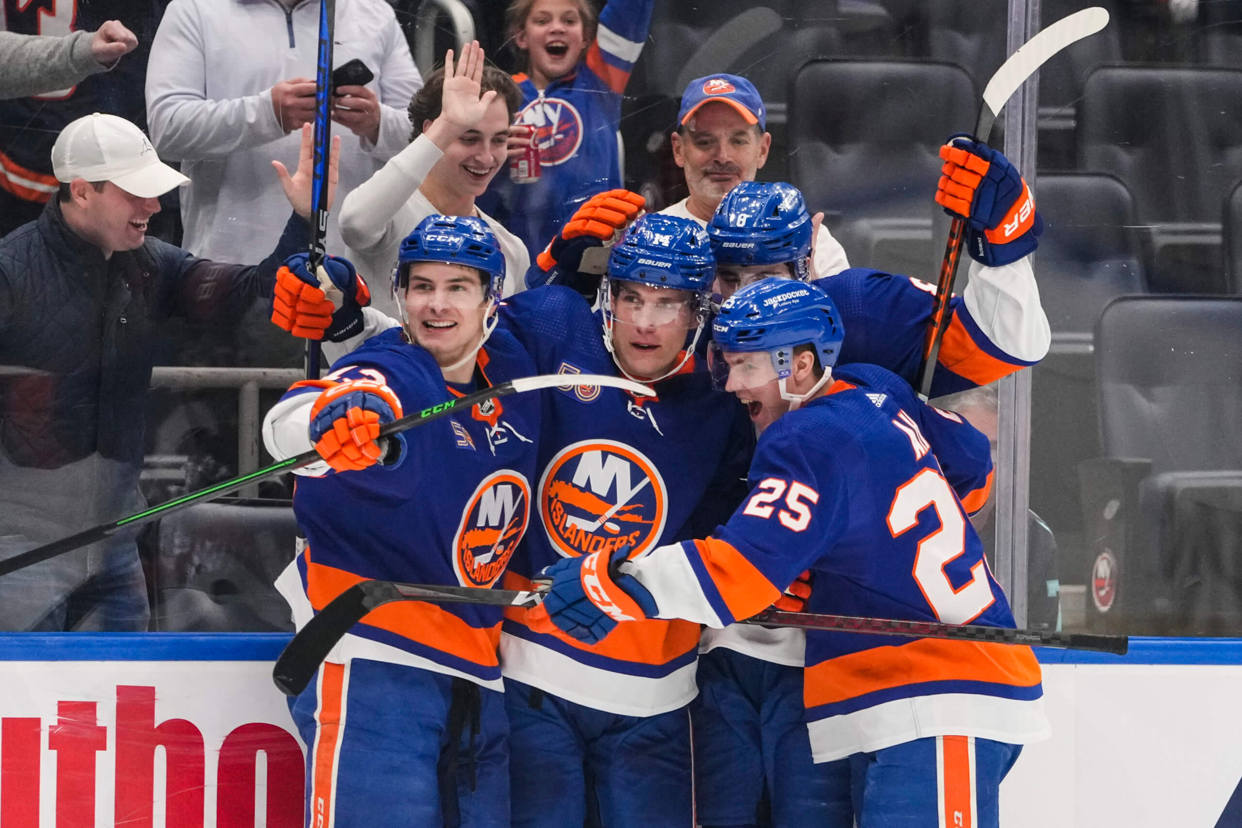 Islanders Kraken Bo Horvat Mathew Barzal