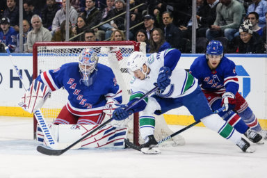 Rangers beat Vancouver 4-3