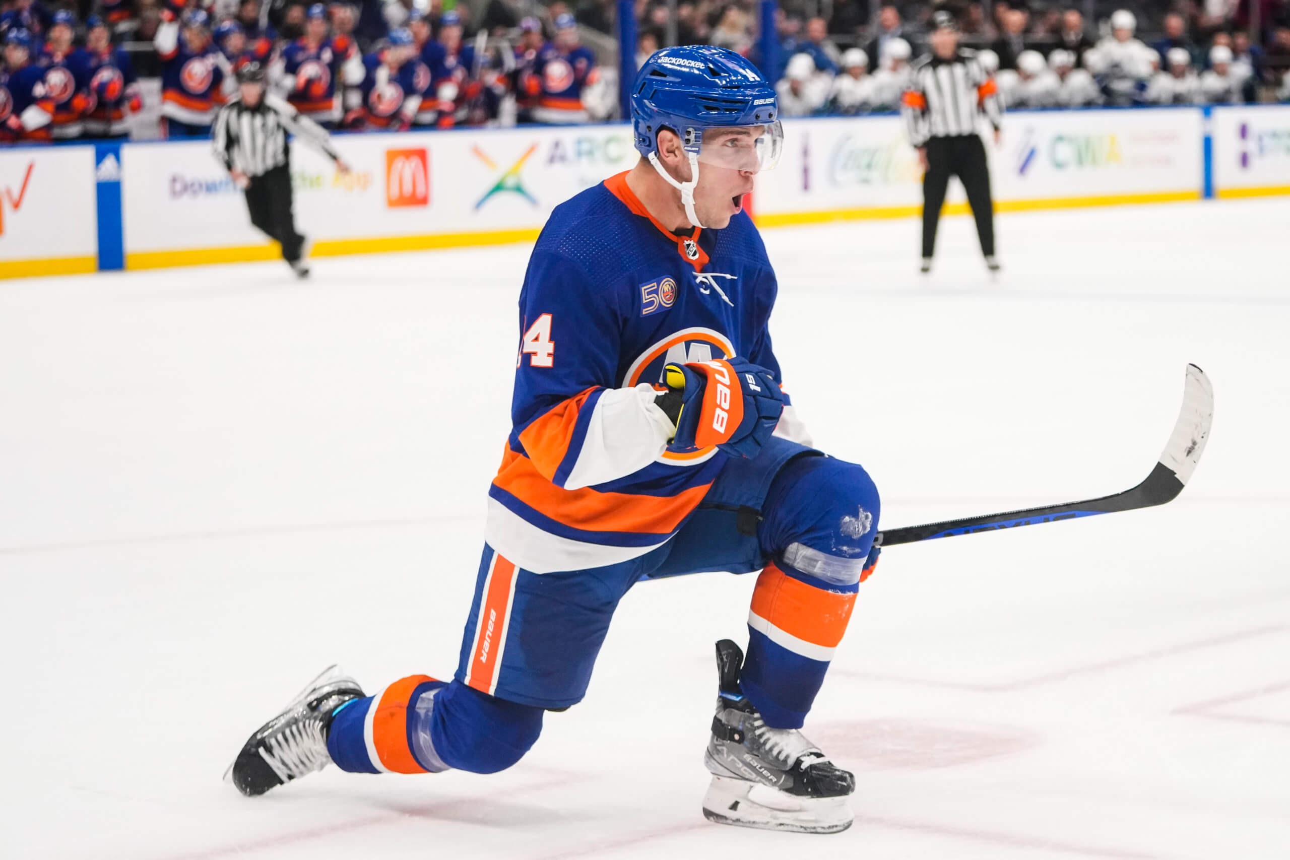 Bo Horvat hoping his 8-year commitment can change perception of Islanders as top-tier landing spot 2 Bo Horvat Islanders