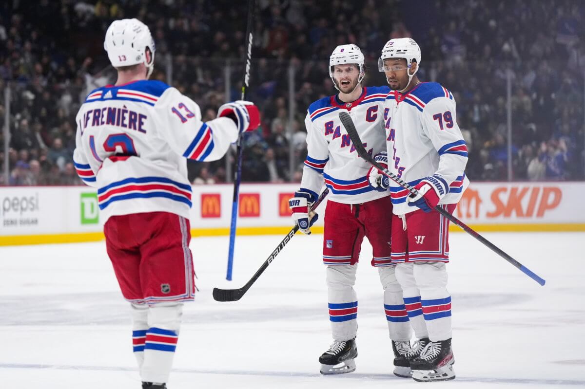 Rangers stun Oilers 5-4 in shootout