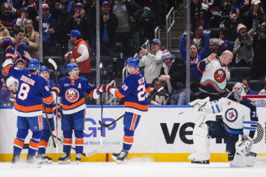 Islanders Jets