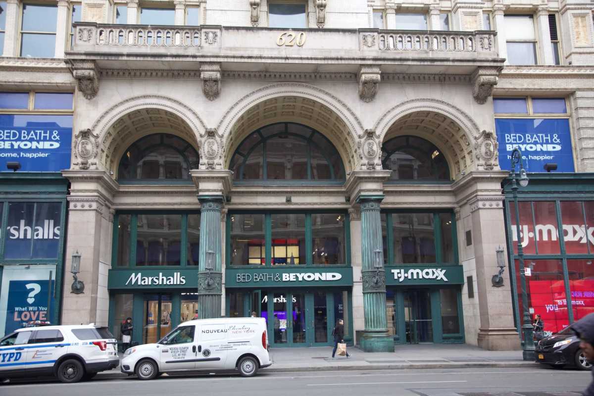 Shop drop: Chain stores in NYC are declining in 2025 as others have shuttered: report