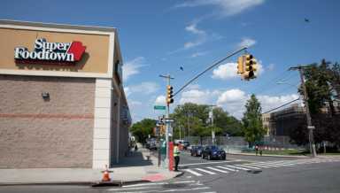 foodtown-crosby-bruckner-school-2-scaled-1-1200×683-1