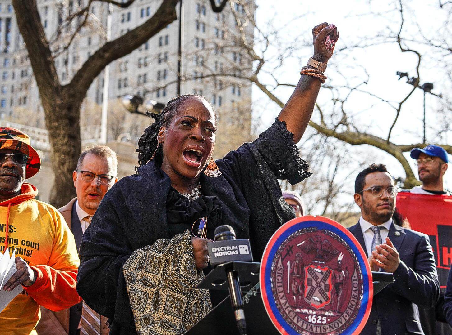Advocates, pols rally for right-to-counsel funding in City Hall 5