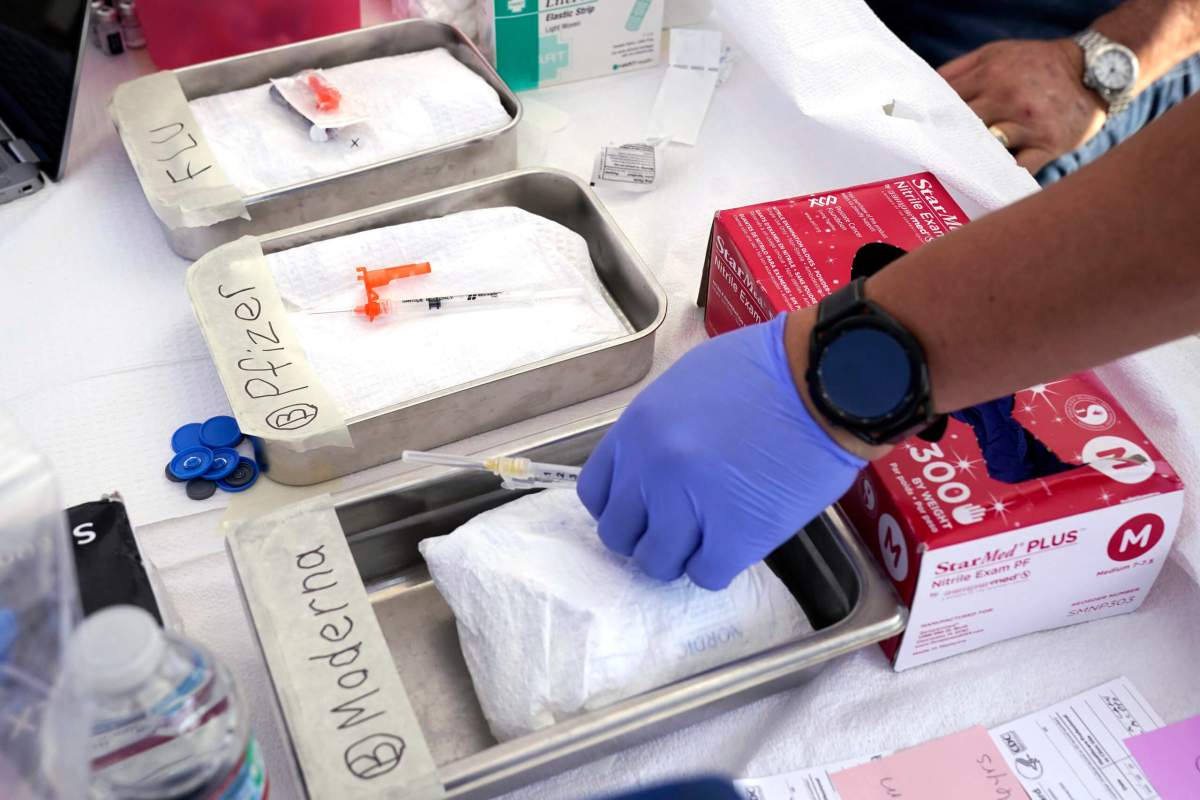 Syringes with vaccines