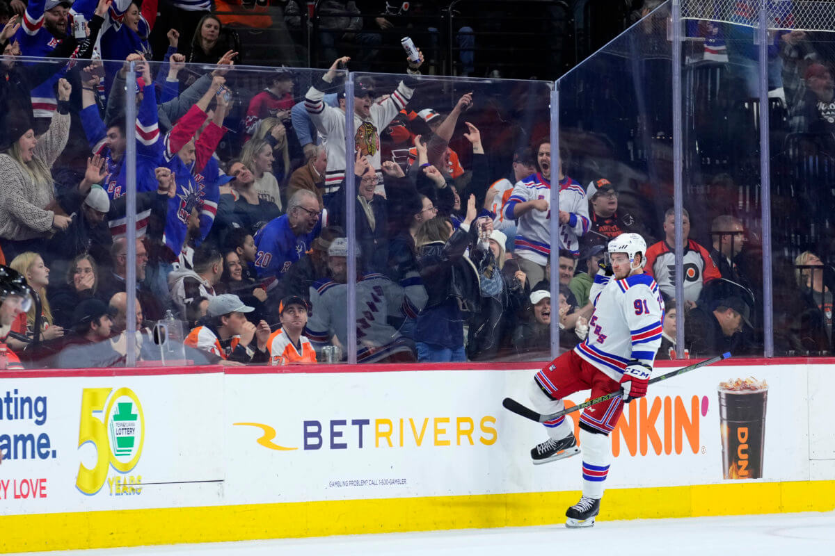 Tarasenko leads Rangers to OT win