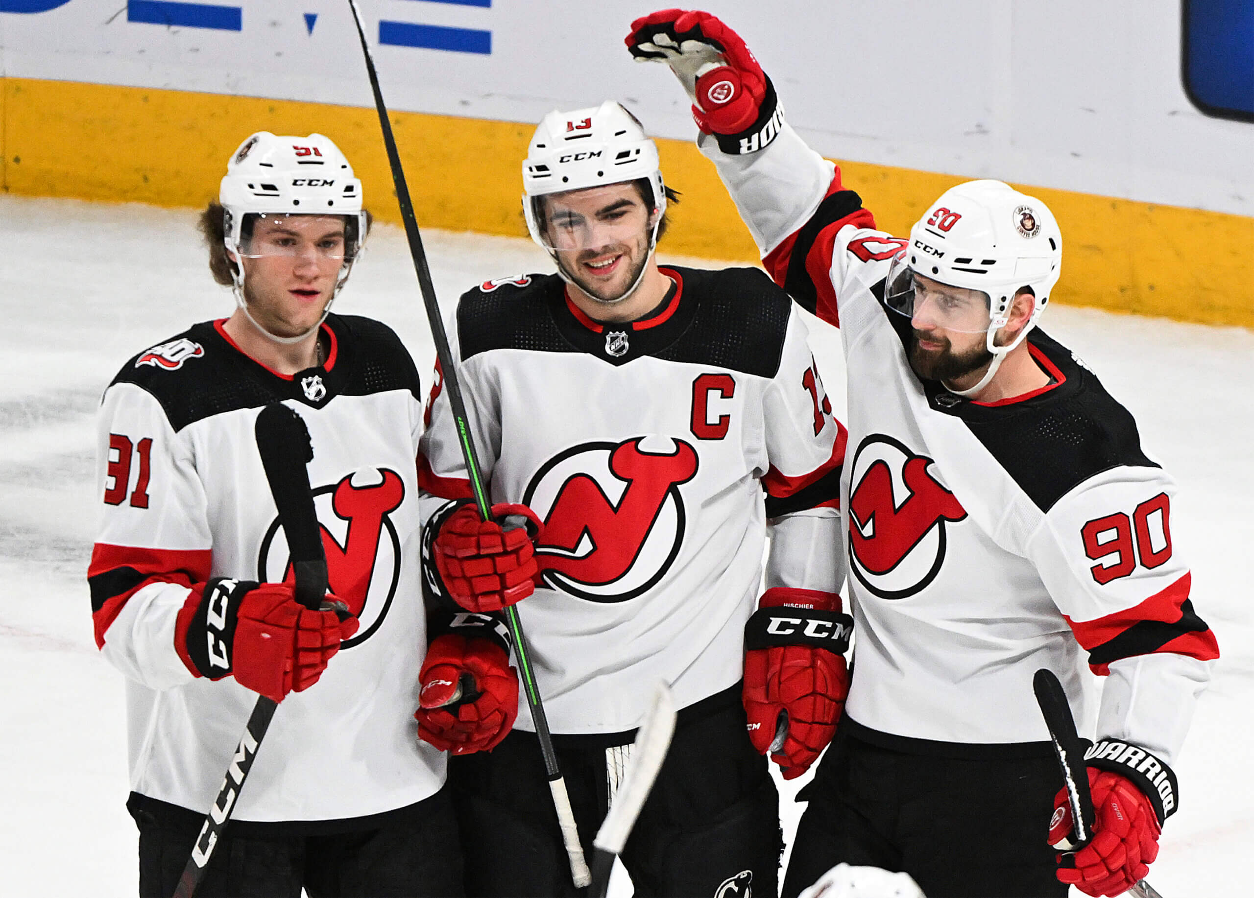 Nico Hischier helps NJ Devils win third straight vs. Flyers