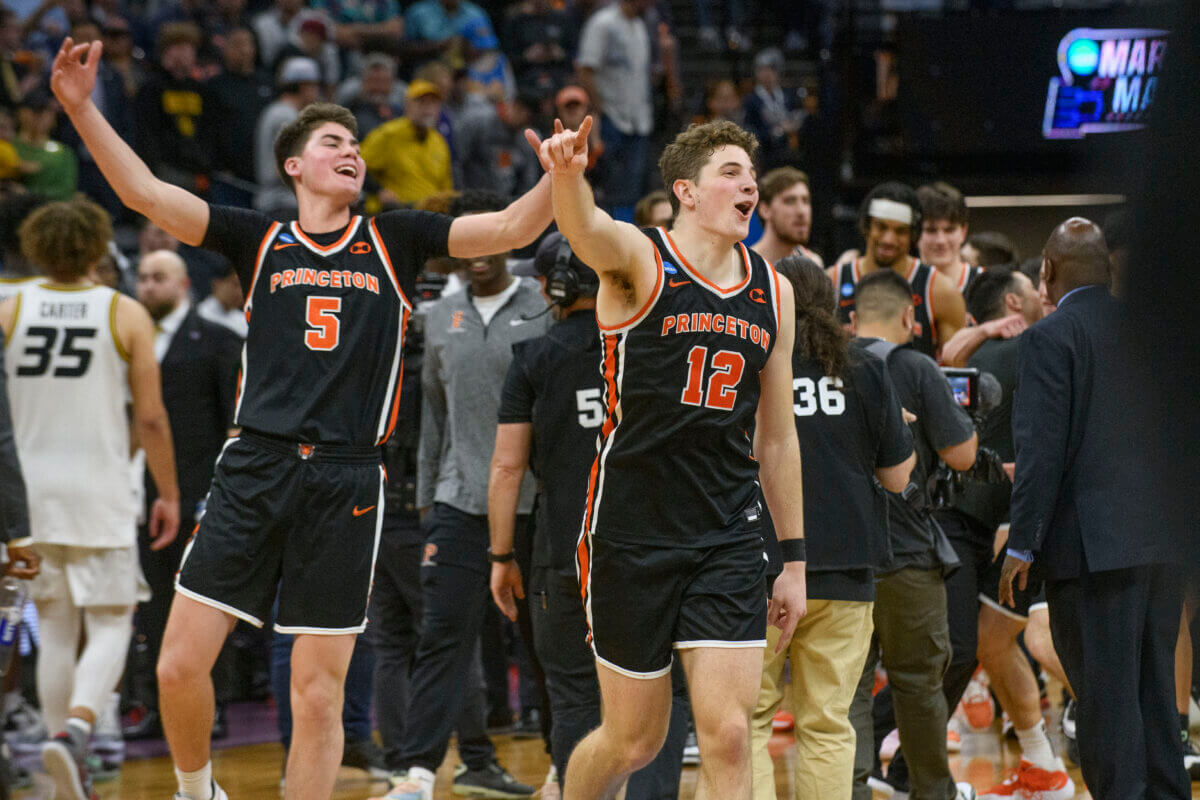 Princeton celebrates advancing to the sweet sixteen