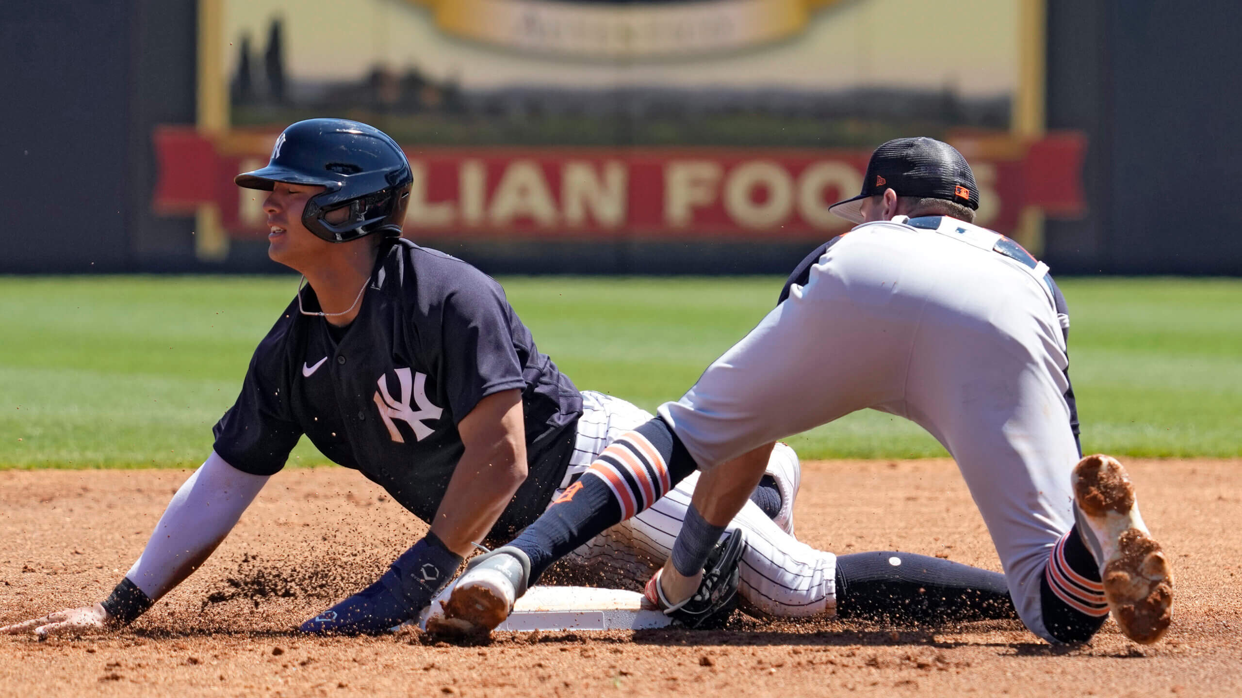 Will MLB Stolen Base Leaders Make History With New Rules & Bases? – Forbes  Betting