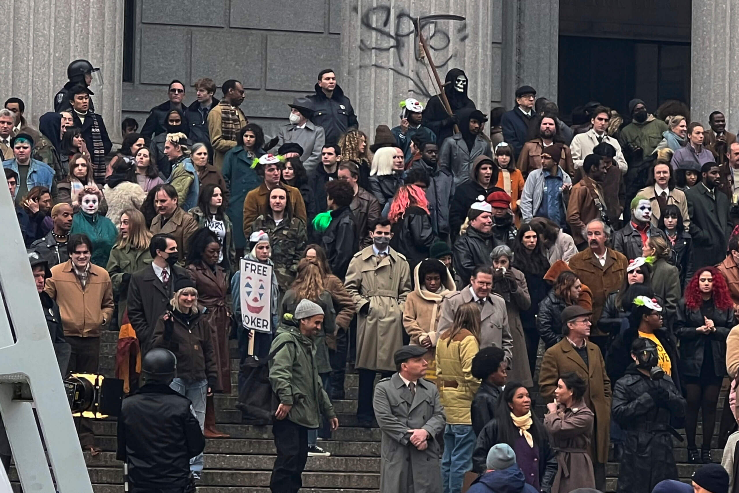 Big Apple Buzz | Gwyneth Paltrow appears in court, 'Joker' sequel films in NYC and more 2