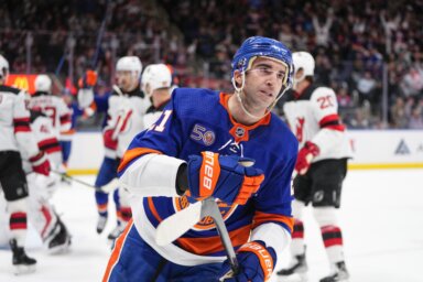 Islanders Devils Kyle Palmieri
