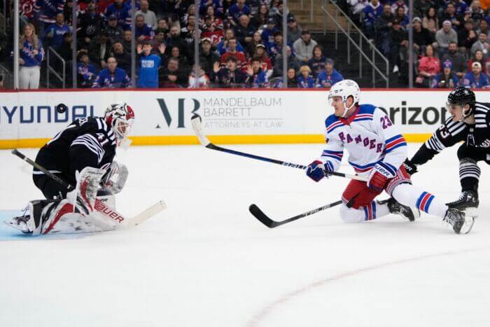 Rangers shouldn't panic over 2-1 loss to Devils